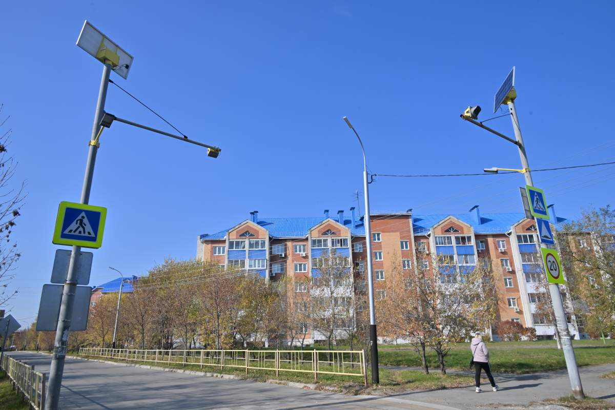 Тьма отступает: в Хабаровске в микрорайоне Берёзовка обновляют уличное освещение Пресс-служба администрации Хабаровска